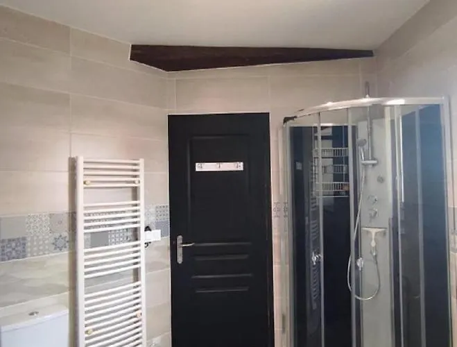 Holiday home Logis De La Passerelle Port-d'Envaux